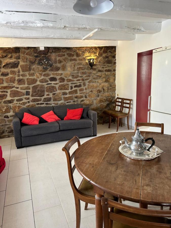 Gite Independant En Duplex Proche Mer Cote De Granit Rose Pleubian エクステリア 写真