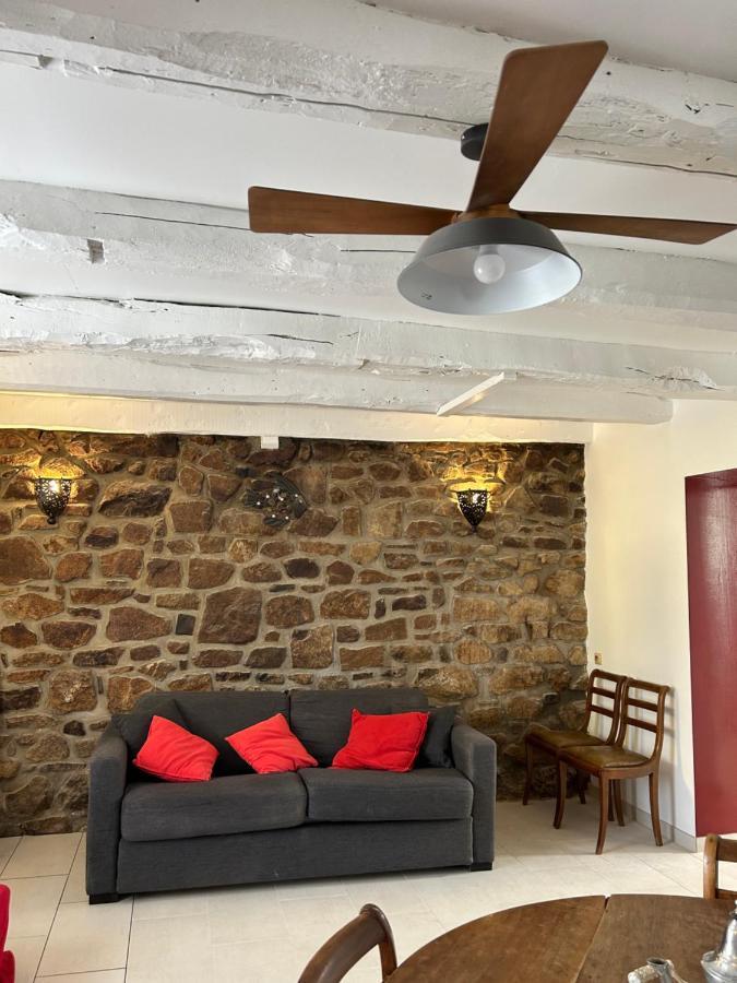 Gite Independant En Duplex Proche Mer Cote De Granit Rose Pleubian エクステリア 写真